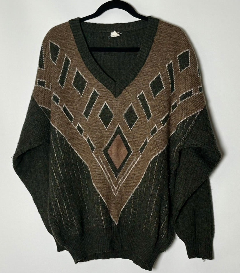 Munstruð peysa (XL)
