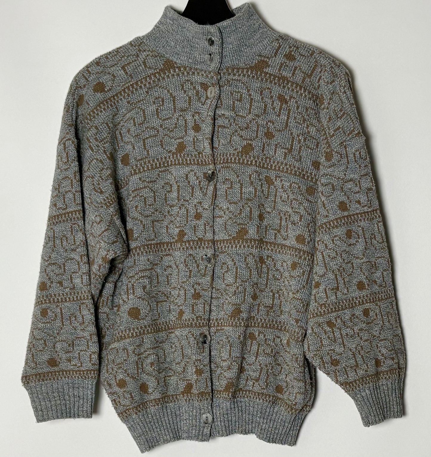 Label knitwear peysa (M)