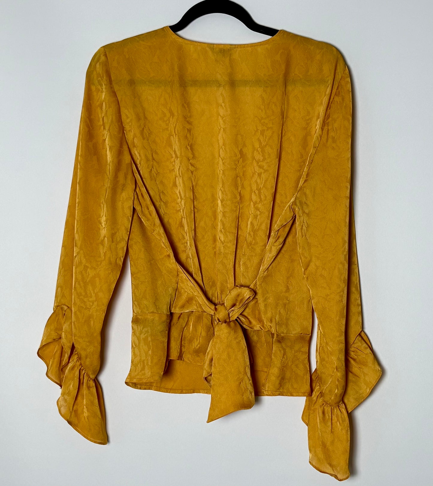 Guess toppur (L)