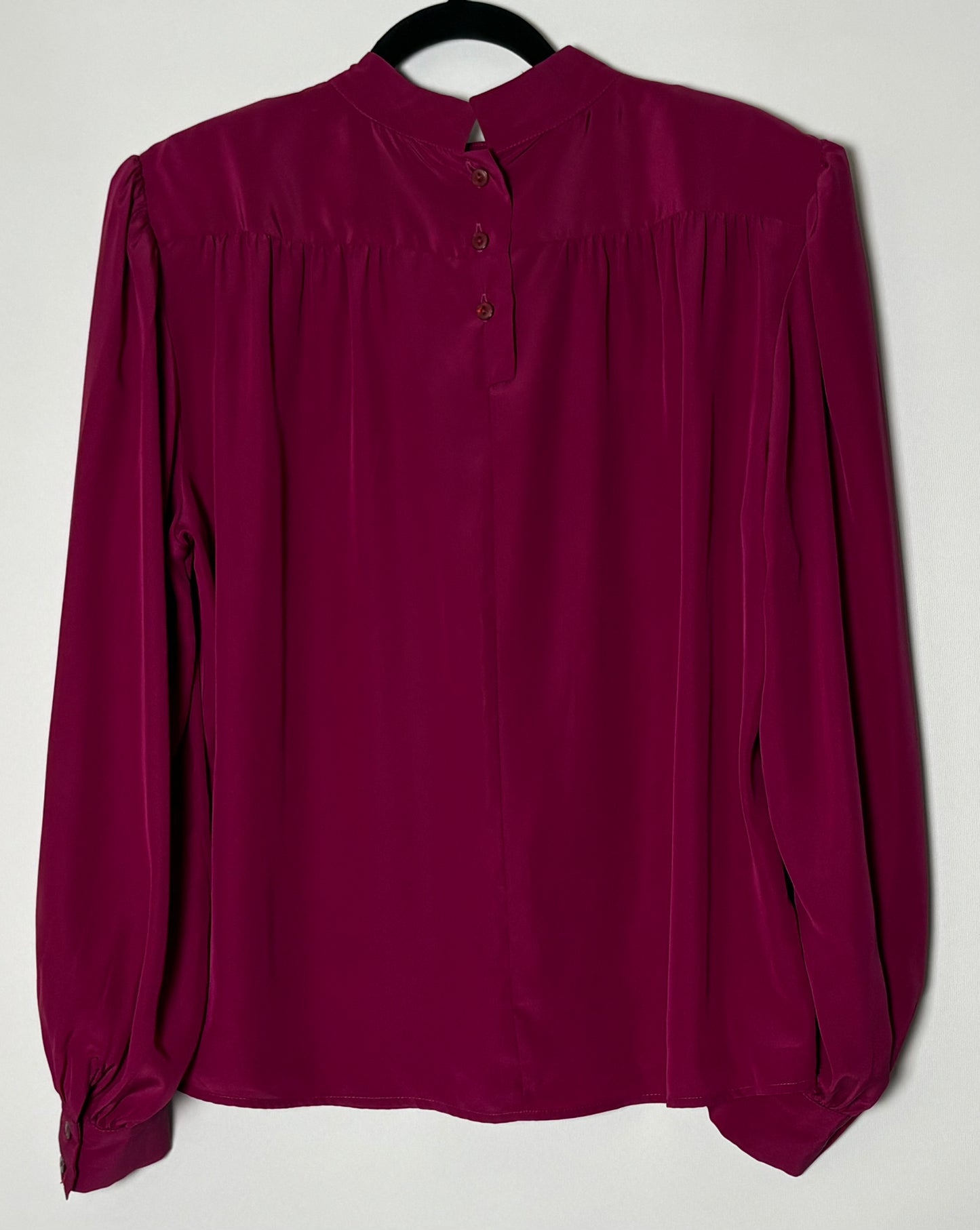 Fjólublá blússa (M/L)