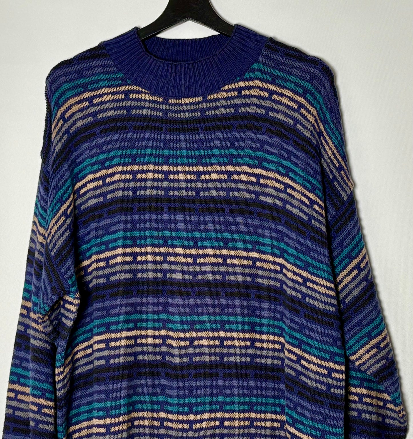 Blá peysa (XL/XXL)