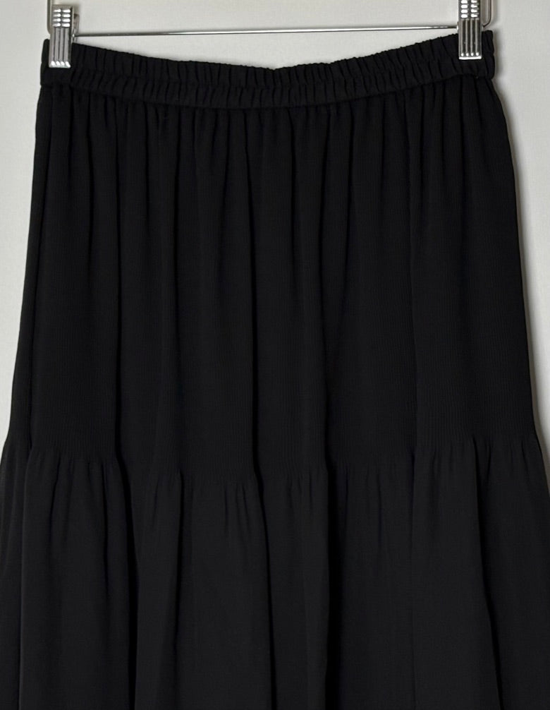 Svart pils (M/L)
