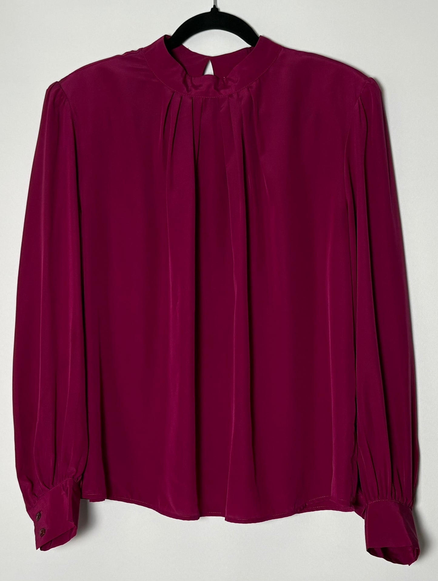 Fjólublá blússa (M/L)