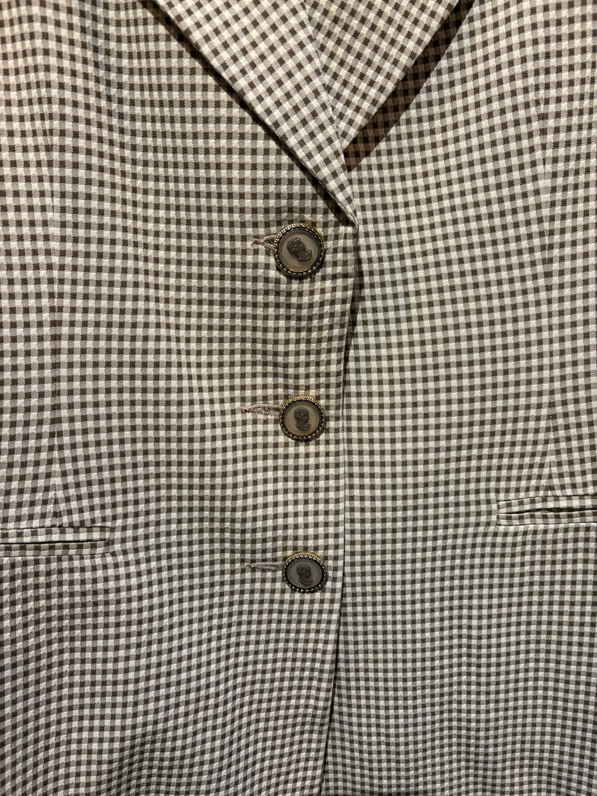 Köflóttur blazer í ljósum tónum (M/L)
