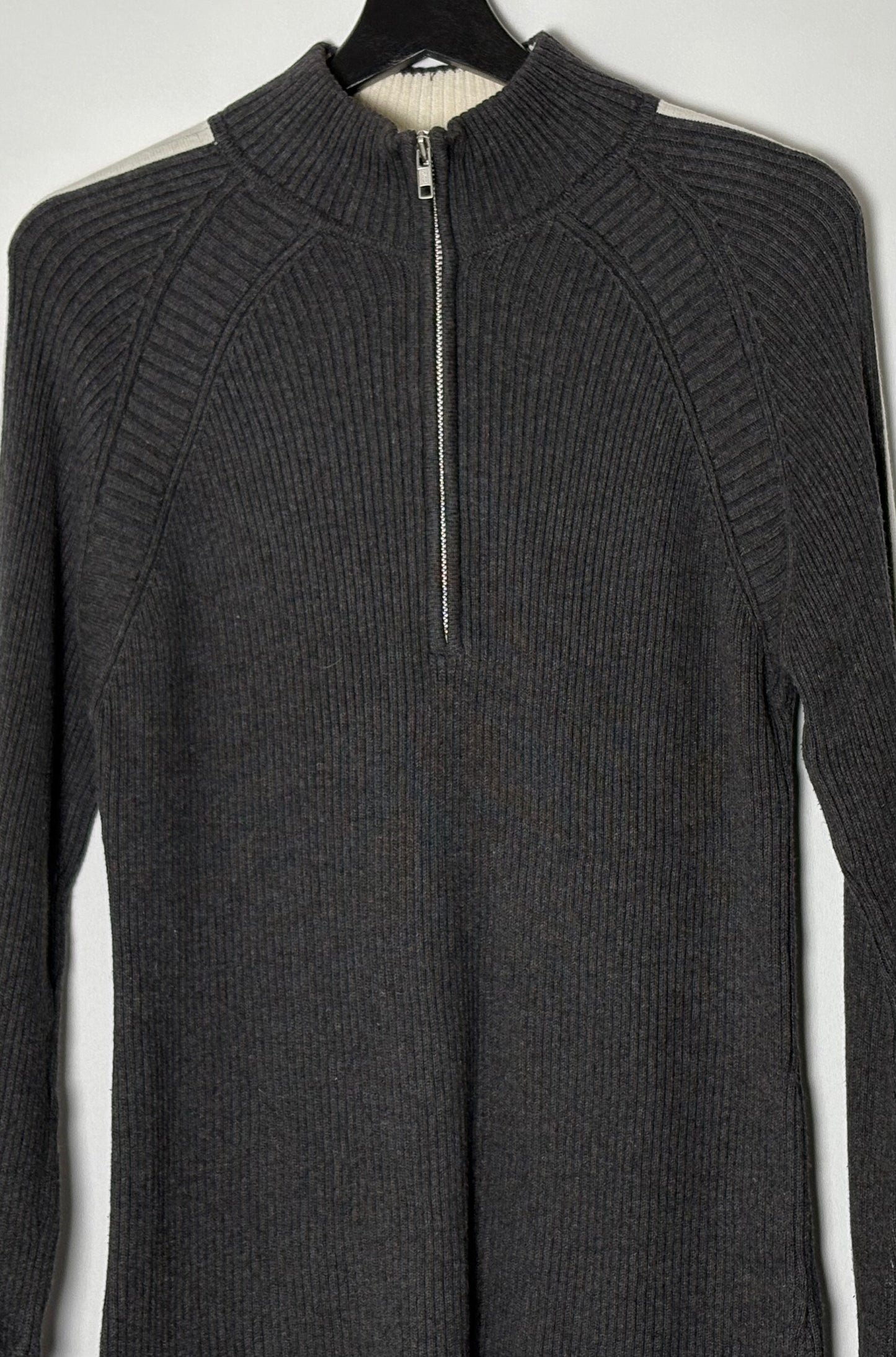 Calvin Klein peysa (XL)