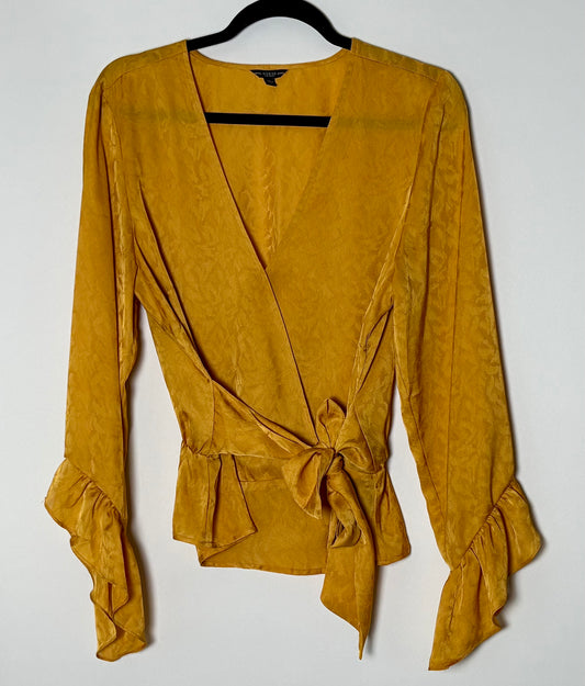 Guess toppur (L)
