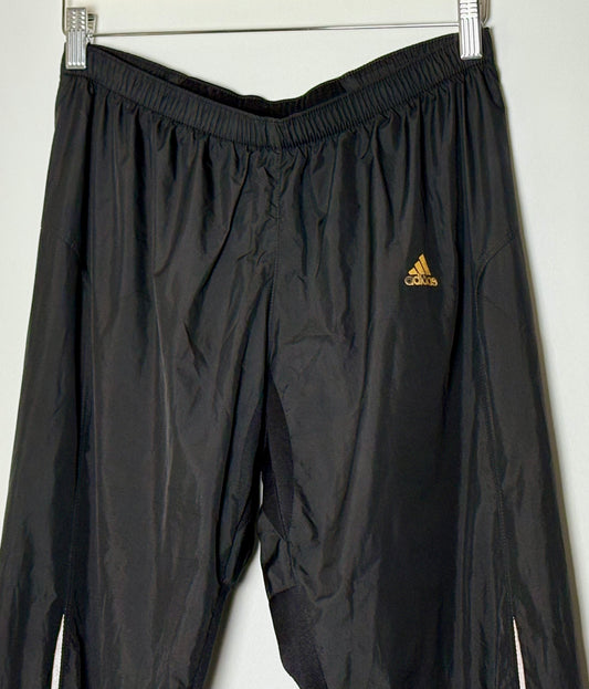 Adidas buxur (M)