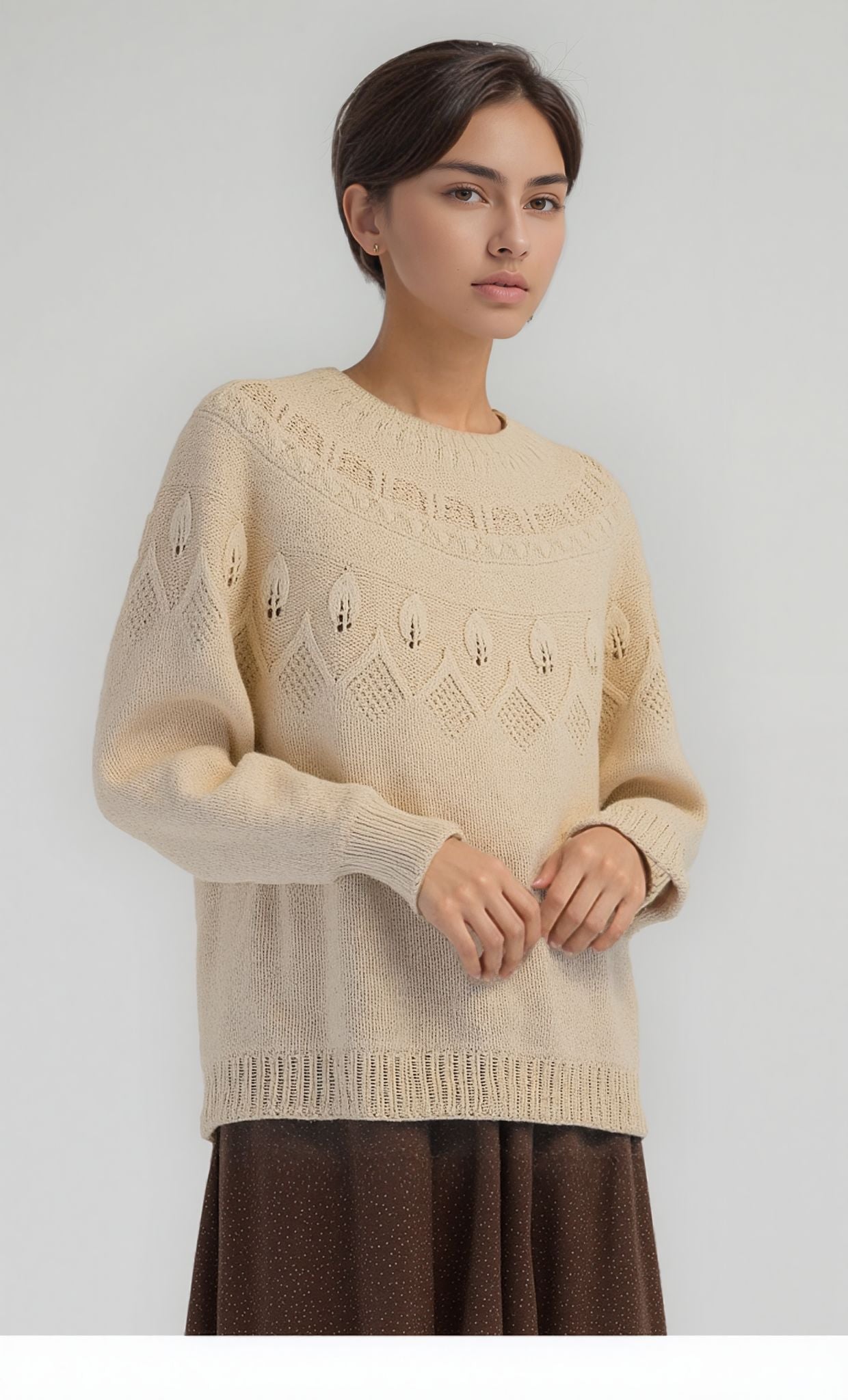 Beige glimmerpeysa (L)