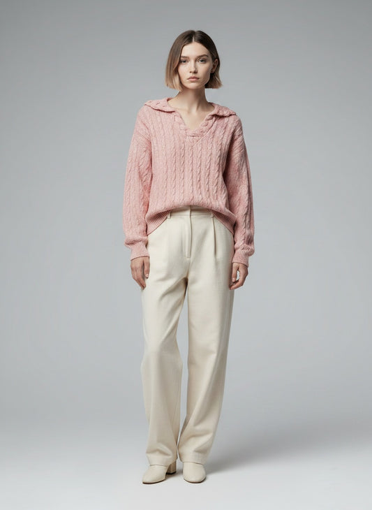 Full body view of the model wearing Bleik vintage peysa (M/L)