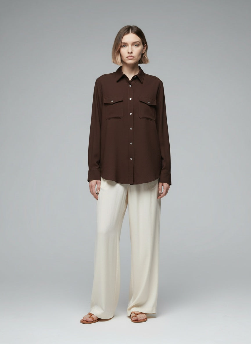 Full body view of the model wearing Benetton skyrta (S/M)