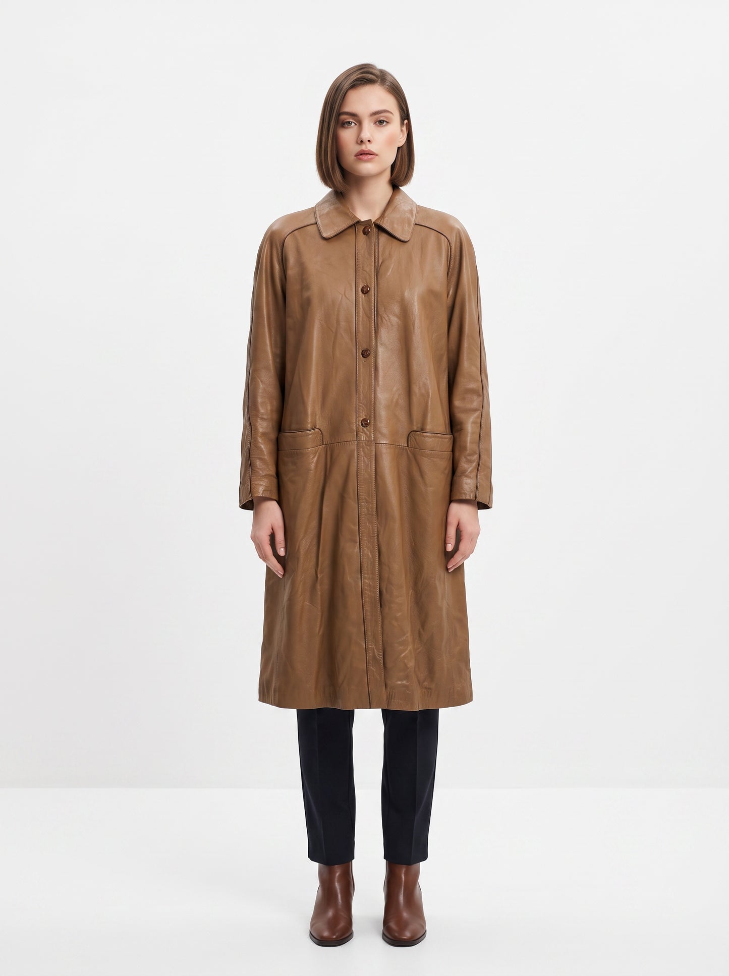 Brún leðurkápa (M/L)