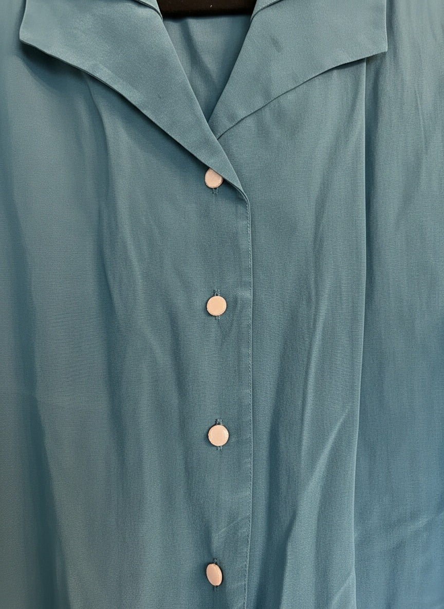 Blá vintage blússa (M/L)
