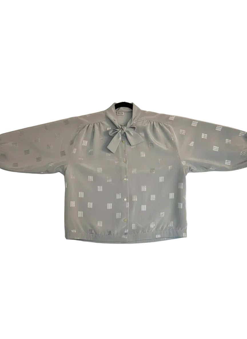 Silfurgrá vintage blússa með slaufu (XL)